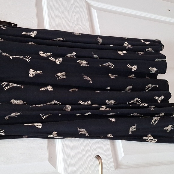 Y women's Torrid stretch animals short sleeve plus size new dress size 2X - Picture 2 of 6